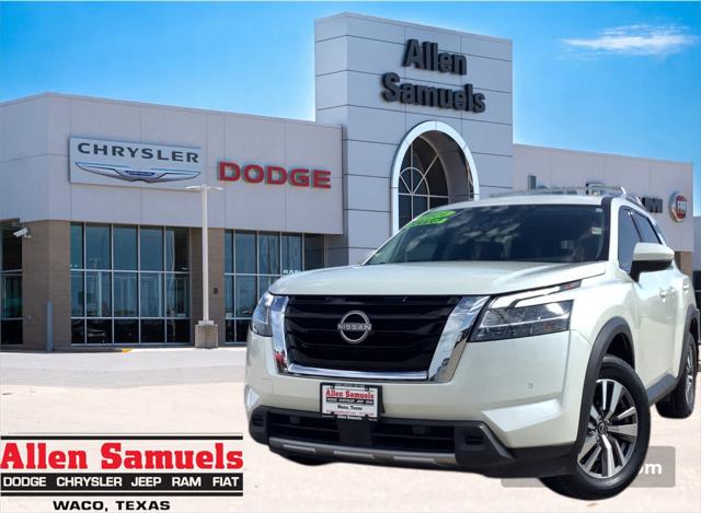 2024 Nissan Pathfinder SL FWD