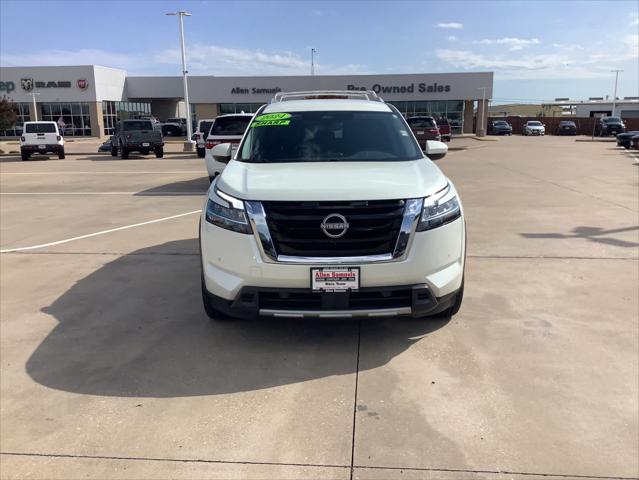 2024 Nissan Pathfinder SL FWD