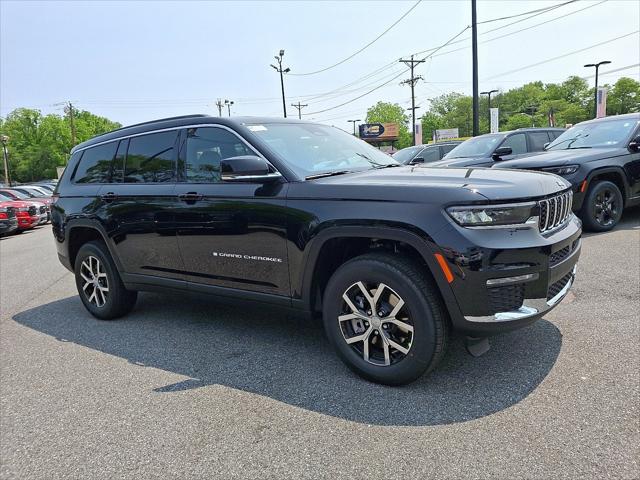 2025 Jeep Grand Cherokee GRAND CHEROKEE L LIMITED 4X4
