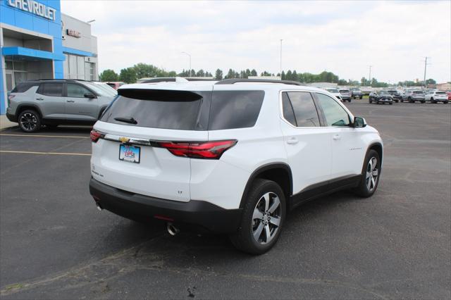2023 Chevrolet Traverse AWD LT Leather