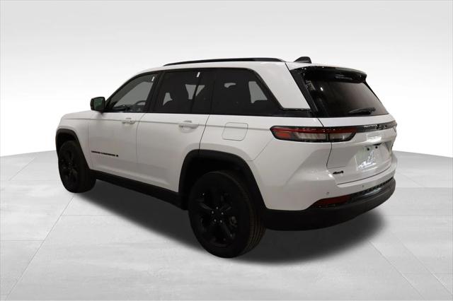 2023 Jeep Grand Cherokee Altitude 4x4