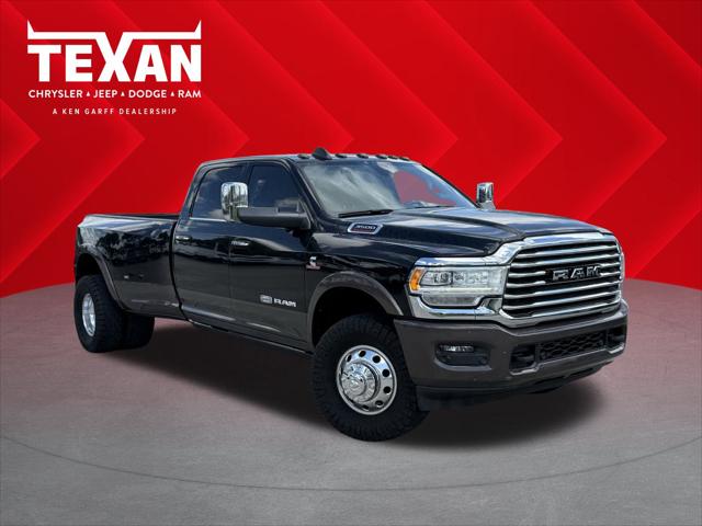2020 RAM 3500 Laramie Longhorn Crew Cab 4x4 8 Box