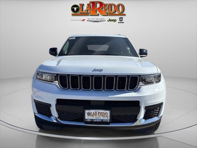2025 Jeep Grand Cherokee GRAND CHEROKEE L LAREDO X 4X4