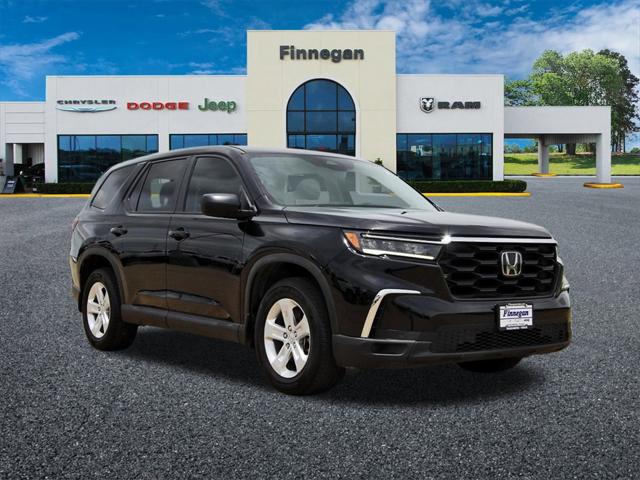 2023 Honda Pilot 2WD LX