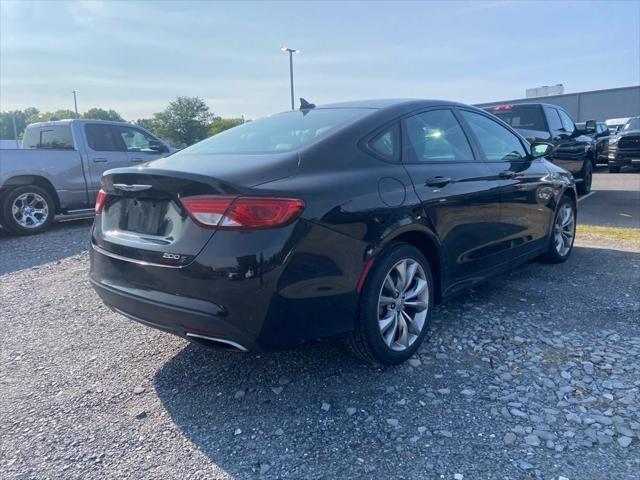 2016 Chrysler 200 S