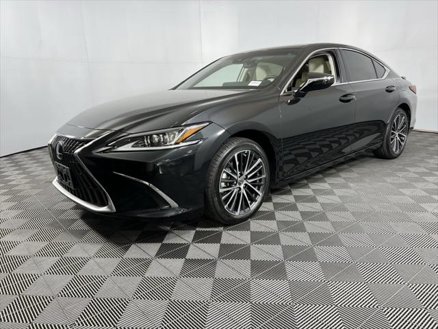 2023 Lexus ES 300h 300h