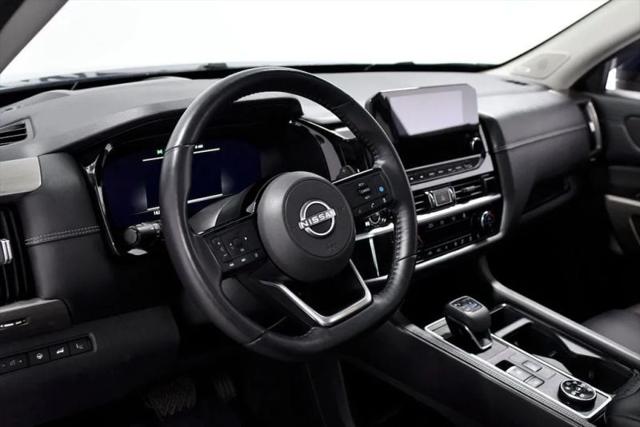 2022 Nissan Pathfinder Platinum 4WD
