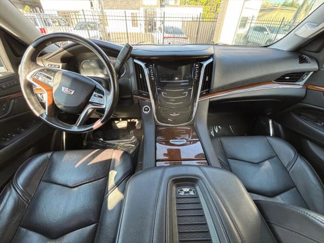 2020 Cadillac Escalade 4WD Premium Luxury