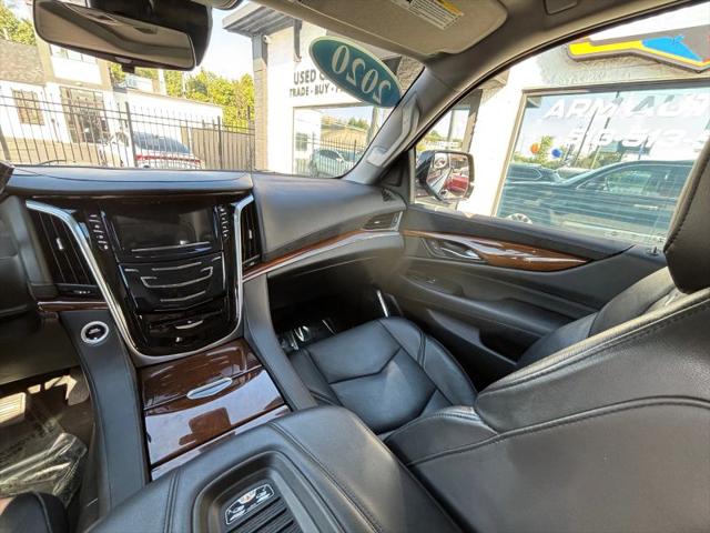 2020 Cadillac Escalade 4WD Premium Luxury