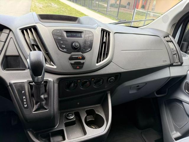 2018 Ford Transit w/Sliding Side Door w/LWB