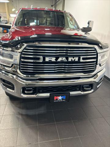 2022 RAM 3500 Laramie Crew Cab 4x4 8 Box