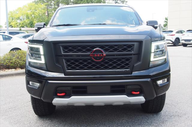 2024 Nissan TITAN Crew Cab PRO-4X 4x4