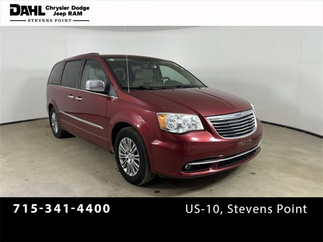 2013 Chrysler Town and Country Touring-L