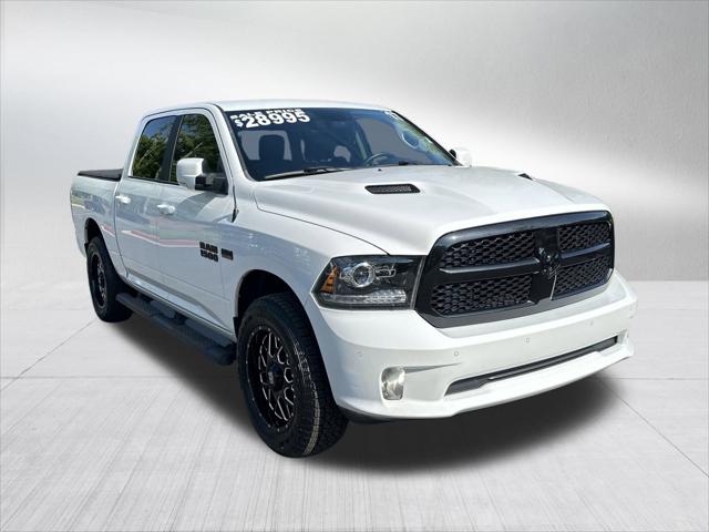 2017 RAM 1500 Night Crew Cab 4x4 57 Box