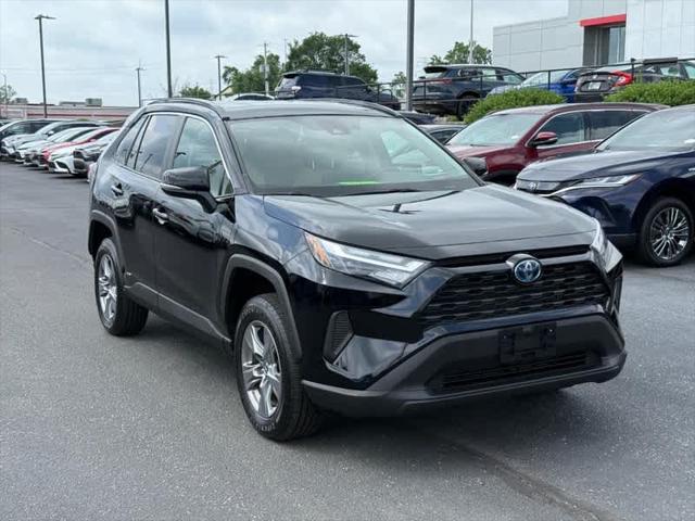 2022 Toyota RAV4 Hybrid XLE