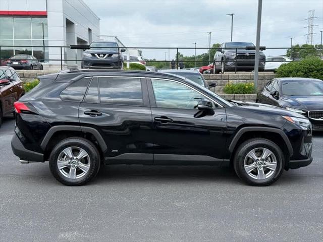 2022 Toyota RAV4 Hybrid XLE