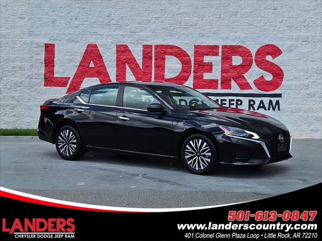 2024 Nissan Altima SV FWD