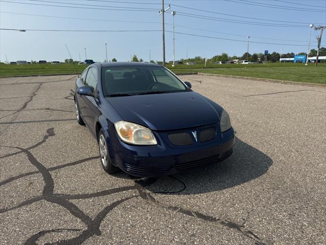 Used 2009 Pontiac G5 For Sale in Waterford Twp, MI