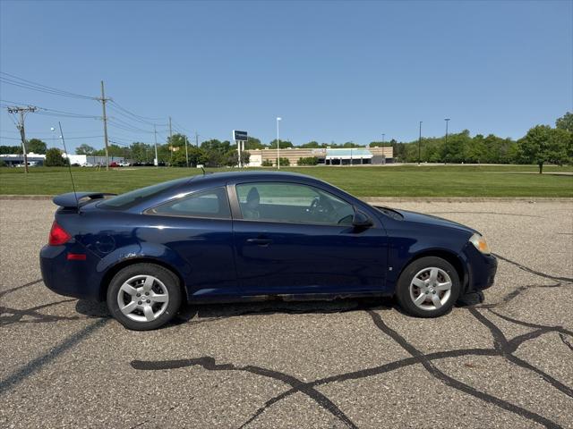 Used 2009 Pontiac G5 For Sale in Waterford Twp, MI