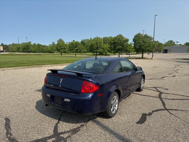 Used 2009 Pontiac G5 For Sale in Waterford Twp, MI