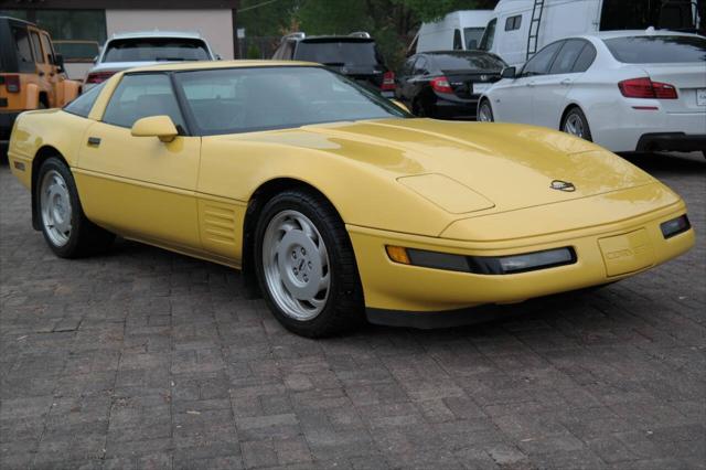 1992 Chevrolet Corvette Base 2dr Hatchback