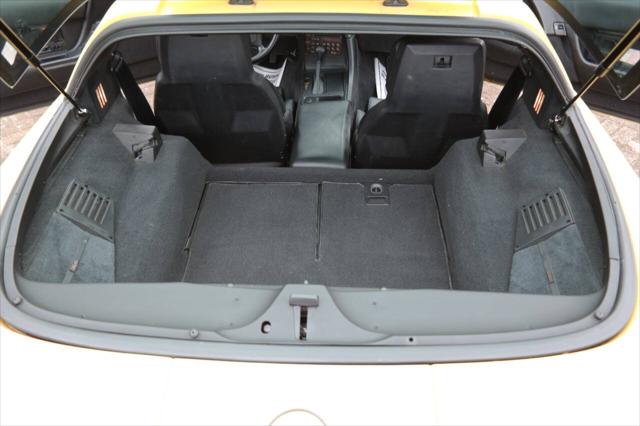 1992 Chevrolet Corvette Base 2dr Hatchback