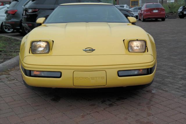 1992 Chevrolet Corvette Base 2dr Hatchback
