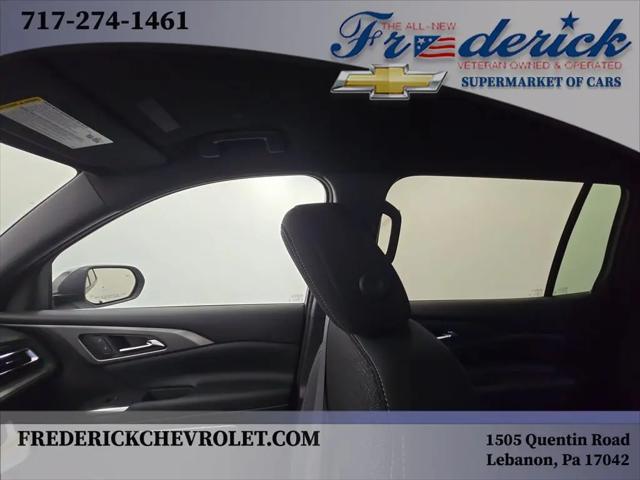 2025 Chevrolet Traverse AWD LT