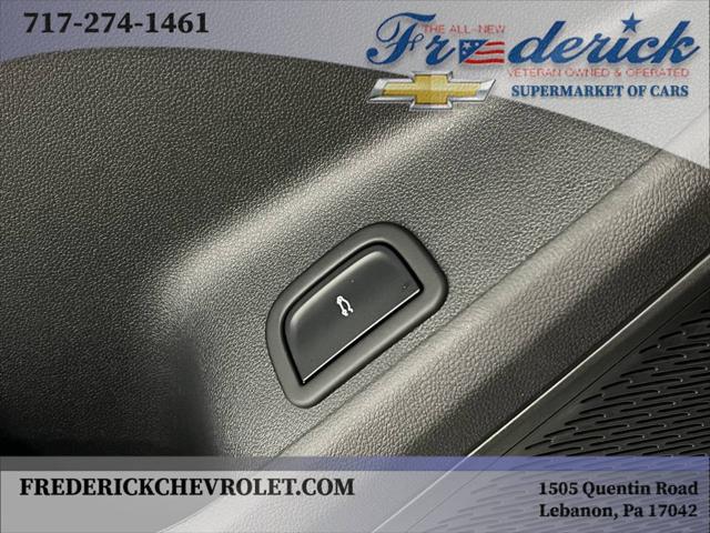 2025 Chevrolet Traverse AWD LT