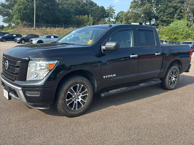 2021 Nissan TITAN Crew Cab SV 4x4