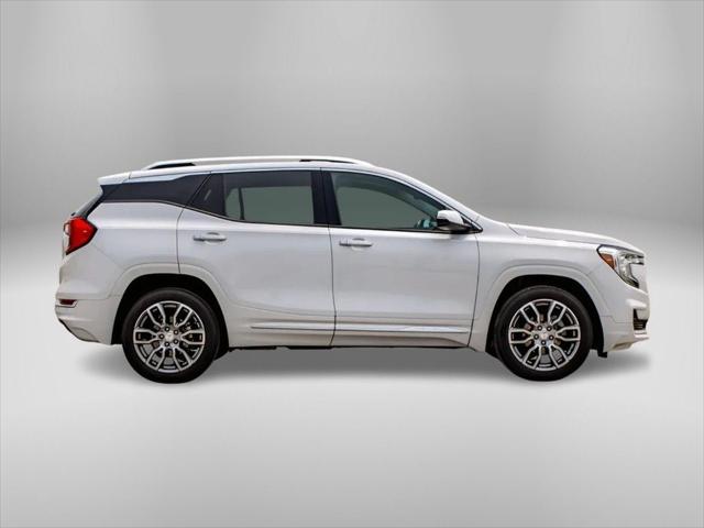 2023 GMC Terrain AWD Denali