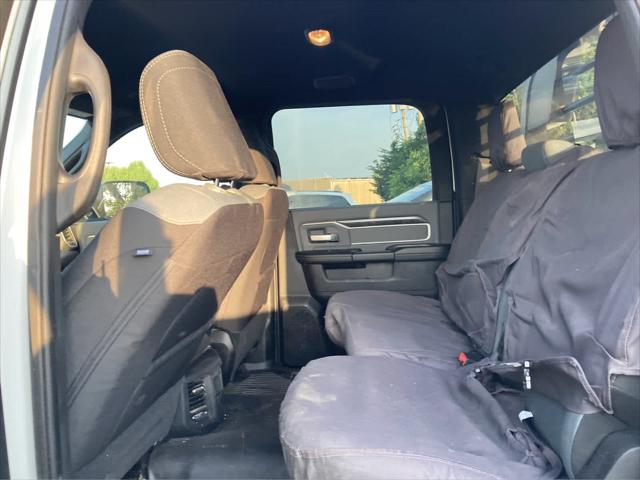 2022 RAM 3500 Big Horn Crew Cab 4x4 8 Box