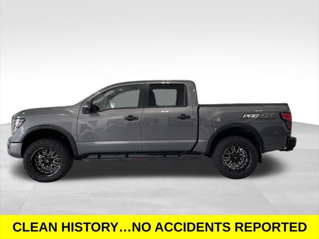 2023 Nissan TITAN Crew Cab PRO-4X 4x4