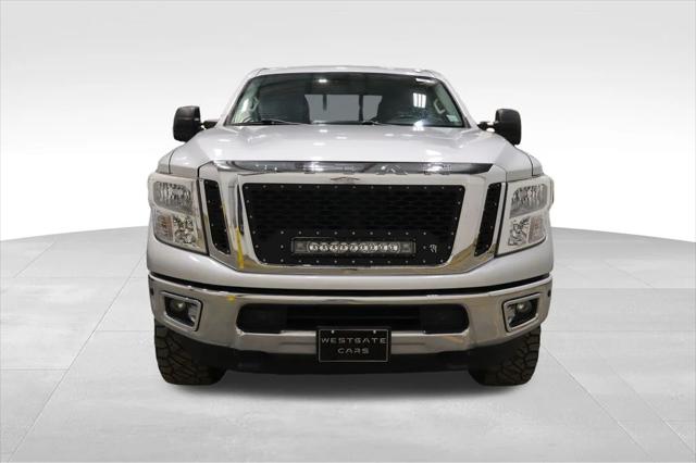 2017 Nissan TITAN XD SV Gas
