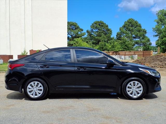 2020 Hyundai Accent SE