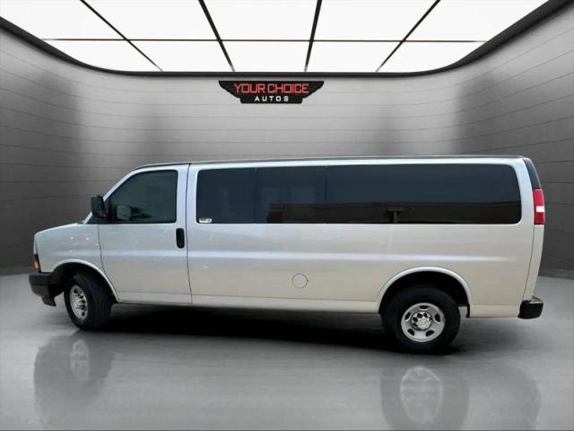 2020 Chevrolet Express Passenger RWD 3500 Extended Wheelbase LS