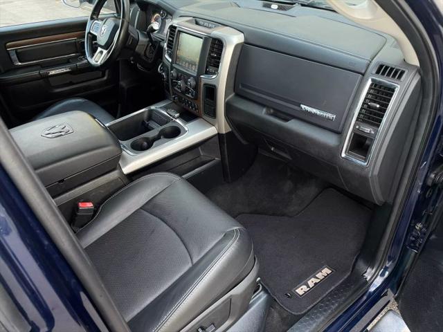 2017 Ram 3500 Laramie Crew Cab 4x4 8' Box