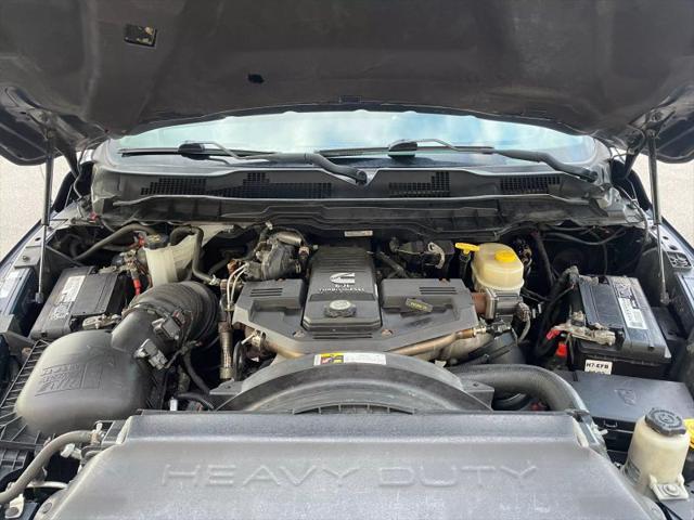 2017 Ram 3500 Laramie Crew Cab 4x4 8' Box
