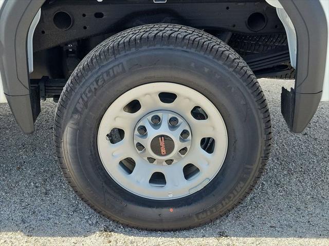 2024 GMC Sierra 2500HD 4WD Crew Cab Standard Bed Pro