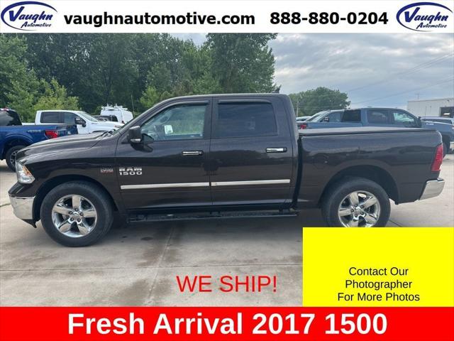 2017 RAM 1500 Big Horn Crew Cab 4x4 57 Box