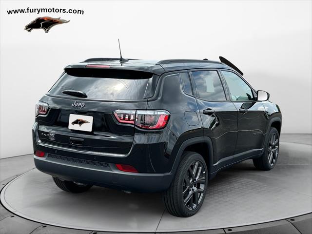2025 Jeep Compass COMPASS LIMITED 4X4