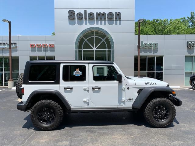 2025 Jeep Wrangler 4-Door Willys 4x4