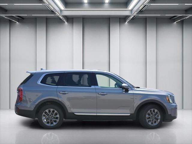 2023 Kia Telluride LX