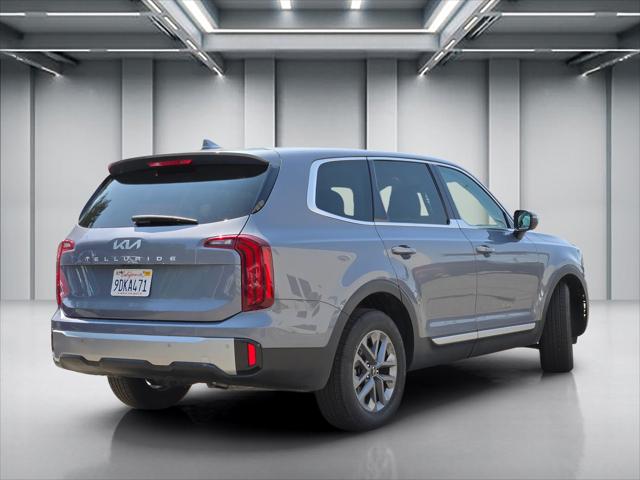 2023 Kia Telluride LX
