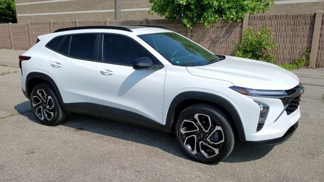 Used 2024 Chevrolet Trax For Sale in Waterford Twp, MI