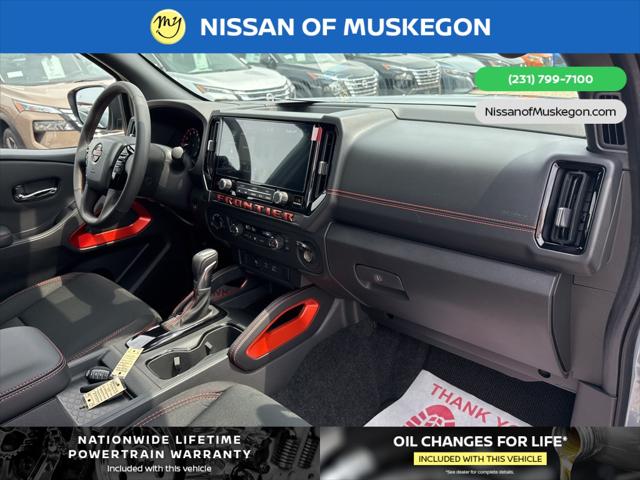 2025 Nissan Frontier Crew Cab PRO-4X 4x4