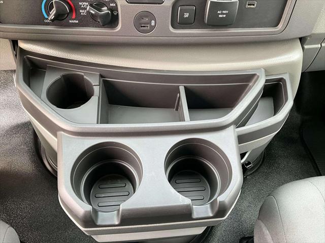 2026 Ford E-350 Cutaway Base