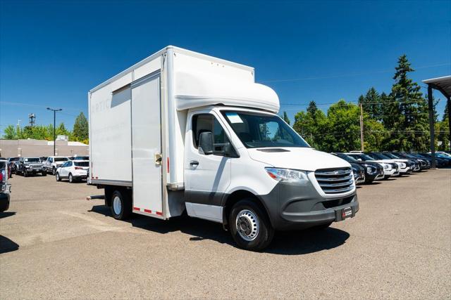 2021 Freightliner Sprinter Standard Roof I4