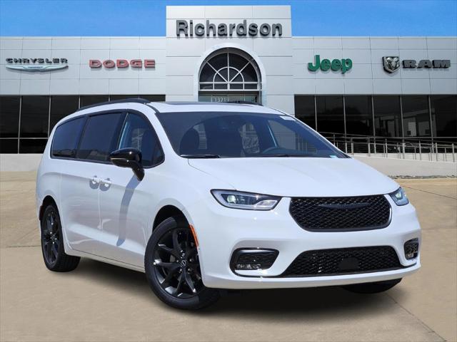 2025 Chrysler Pacifica PACIFICA LIMITED