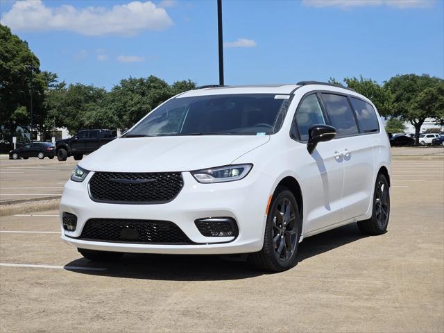 2025 Chrysler Pacifica PACIFICA LIMITED